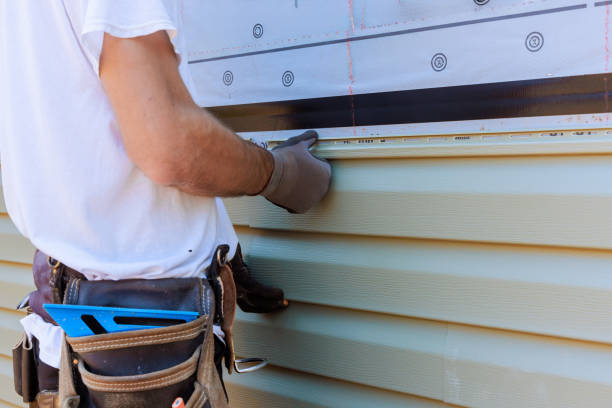 Trusted Emergency Siding Repair service in Bay Shore, NY - Creative Siding
