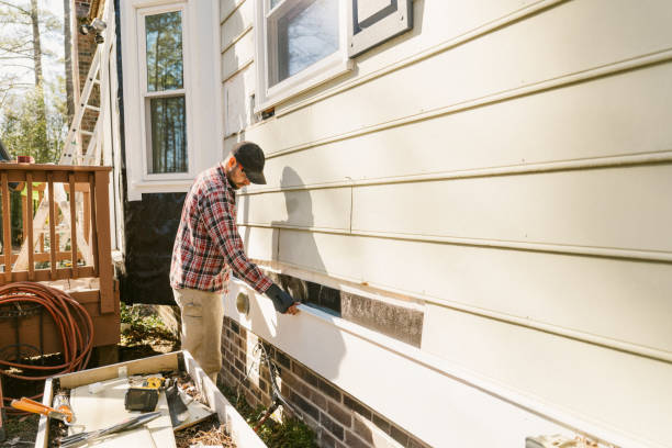 Trusted Siding Repair service in Bay Shore, NY - Creative Siding
